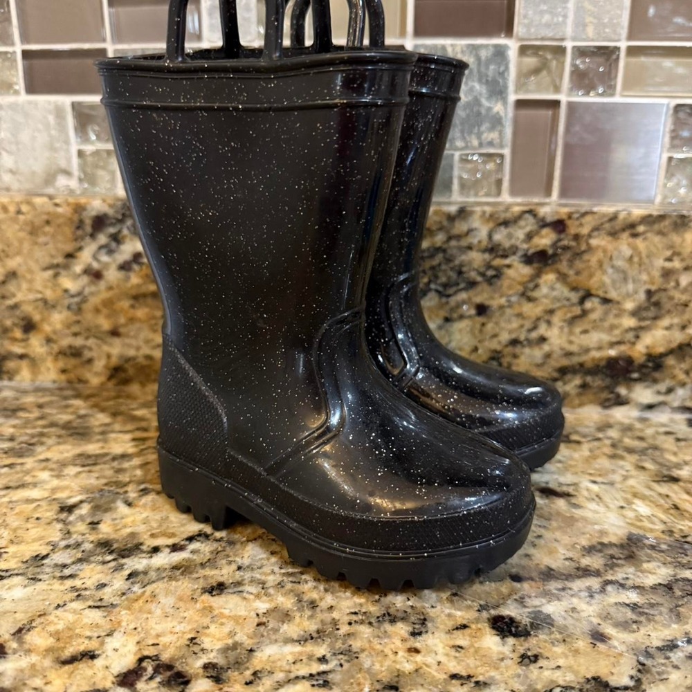 Black sparkle Capelli Kids Girl Size 5C Rain boots